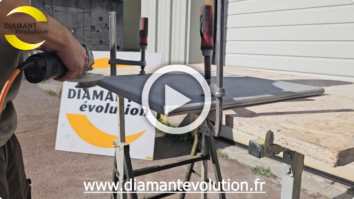 Meule diamantée demi-rond pour profilage de margelles en grès cérame 20 mm sur meuleuse